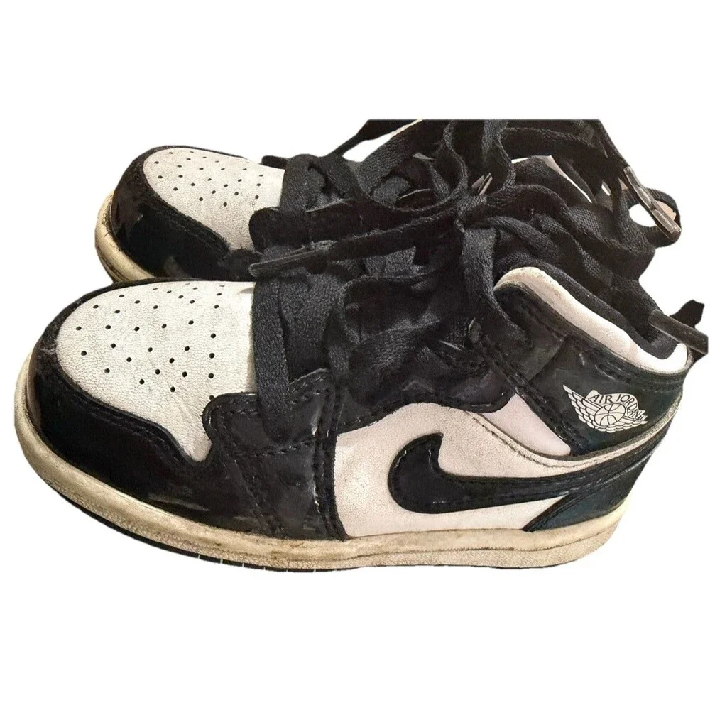 Nike Air Jordan 1 Mid Toddler Black White Sneakers Size 7C‎ Used